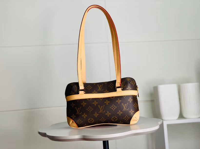 LV Bag - Small - Fragrance Deliver SA