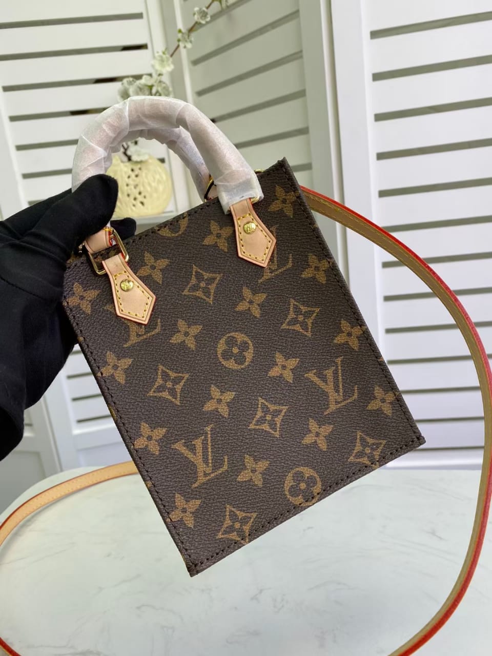 LV Bag - Square Shape - Fragrance Deliver SA