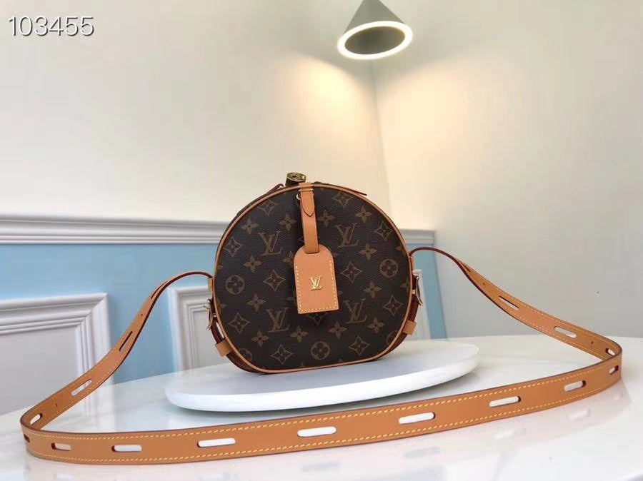 LV Bag - Stitch - Fragrance Deliver SA