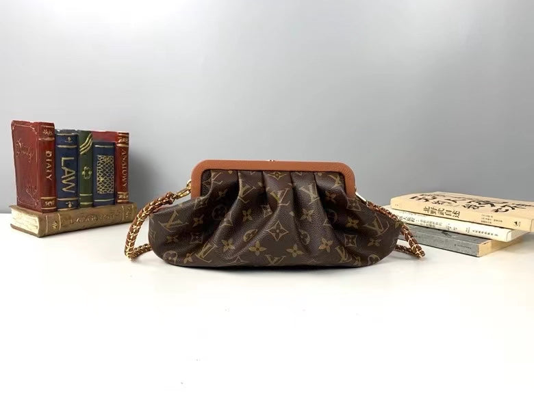 LV Bag - Clutch - Fragrance Deliver SA