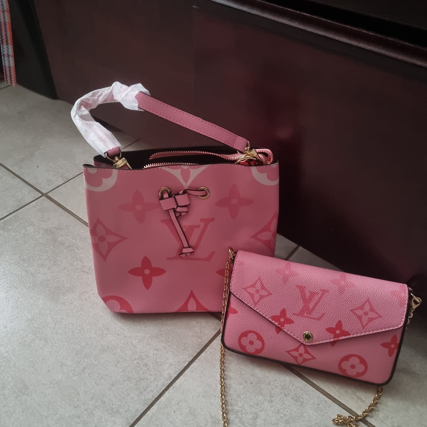 LV Bag - Combo Pink or Black - Fragrance Deliver SA