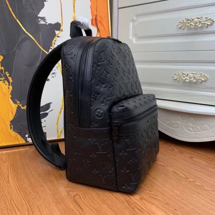 LV Bag - Backpack - Fragrance Deliver SA